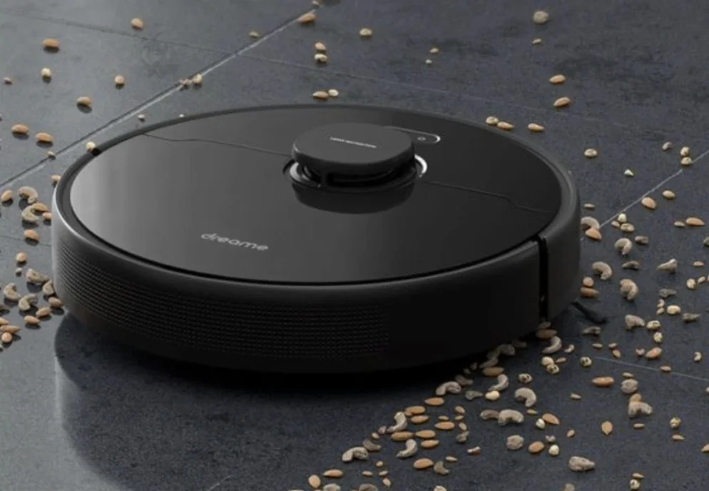 robot vacuum with self cleaning mop